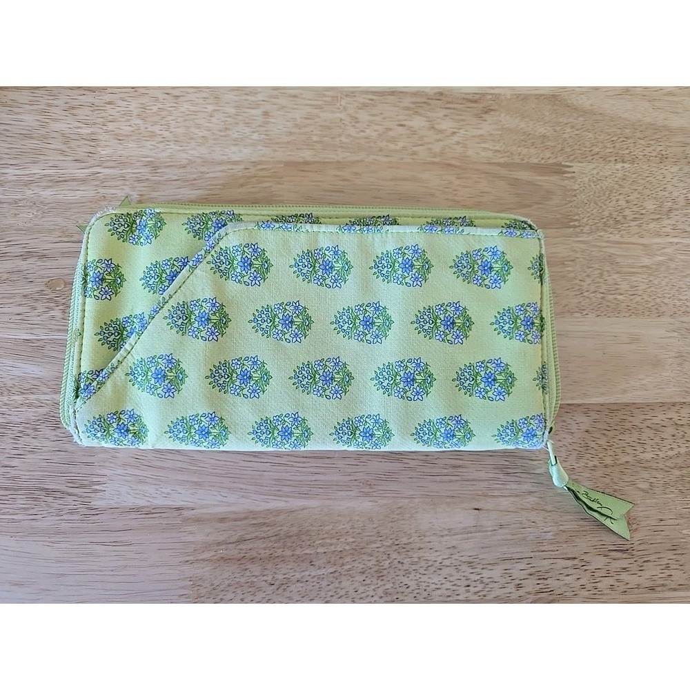 Vera Bradley Retired Citrus Floral Large Passport Travel Wallet Clutch